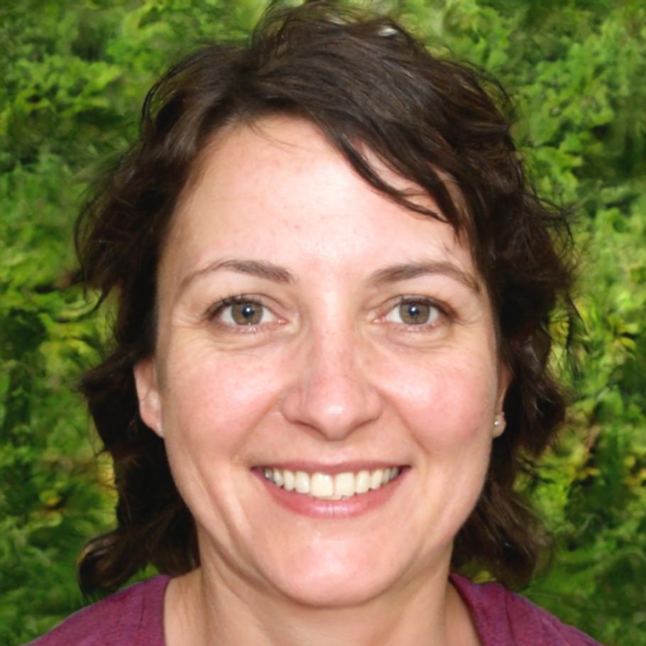 Dr. Sarah Müller - Leitende Finanzanalystin